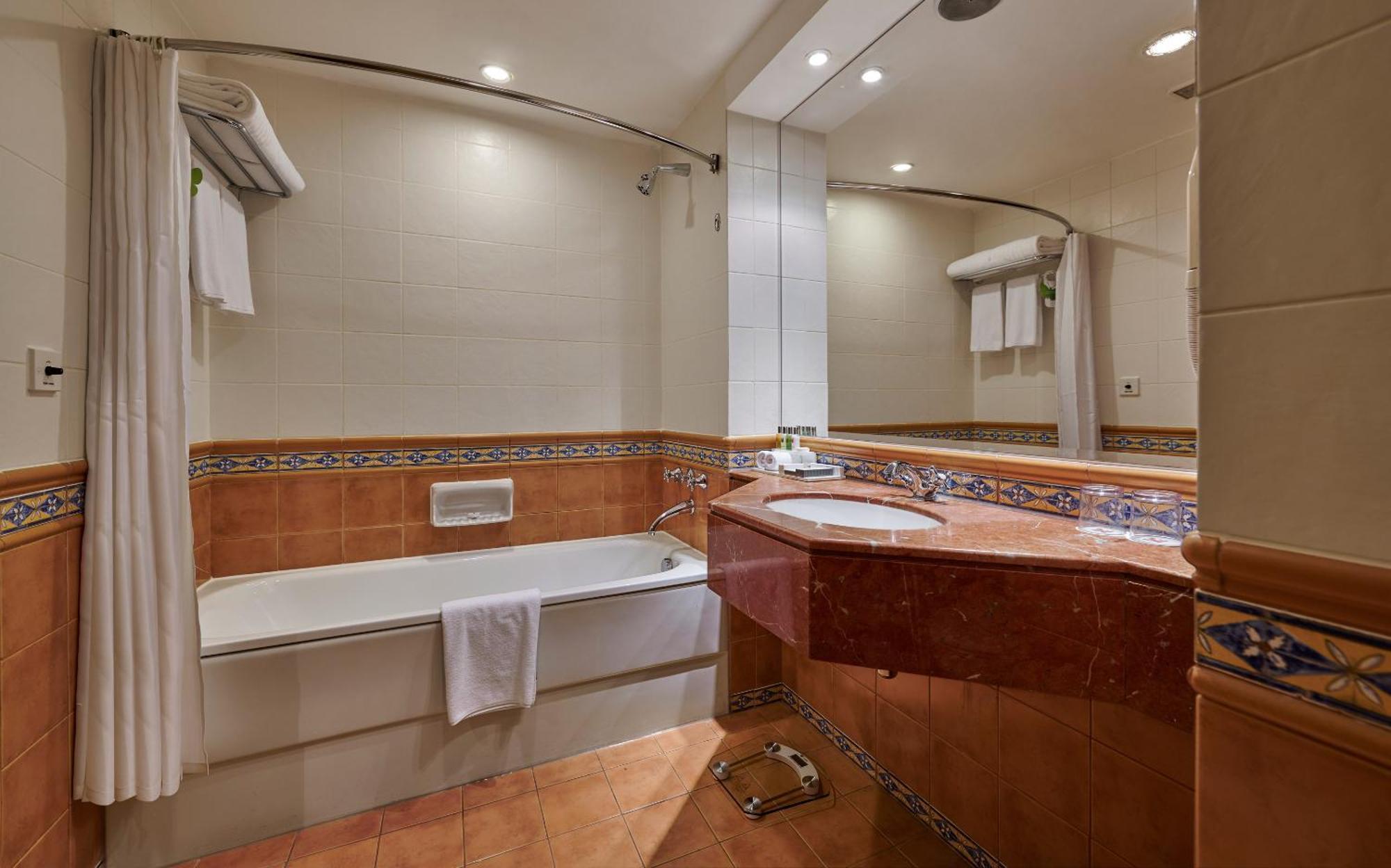 Copthorne Airport Hotel Dubai